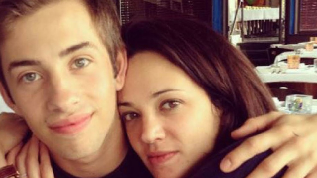 Asia Argento e Jummy Bennett (Fonte: Nicola Porro &ndash; Youtube)