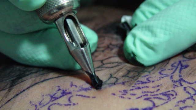 Colombia, tatuaggio in gravidanza: Luisa perde il bimbo.