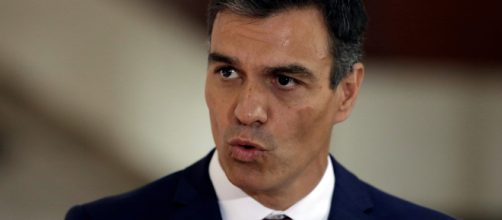 Pedro S&aacute;nchez anuncia el incremento del impuesto al di&eacute;sel para 2019