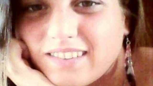 Napoli, Claudia muore per un tumore a 25 anni