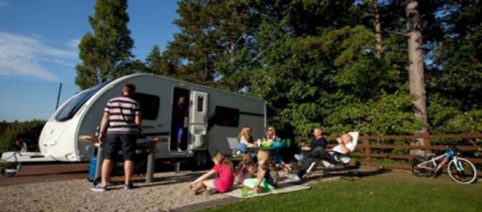 Holiday park owner responds in kind to concentration camp review on Tripadvisor