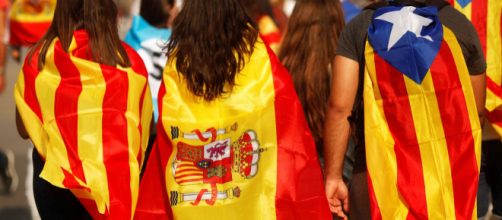 El gobierno derechista del PSOE despliega 600 polic&iacute;as antidisturbios en Catalunya en v&iacute;speras de la Diada y del 1-O