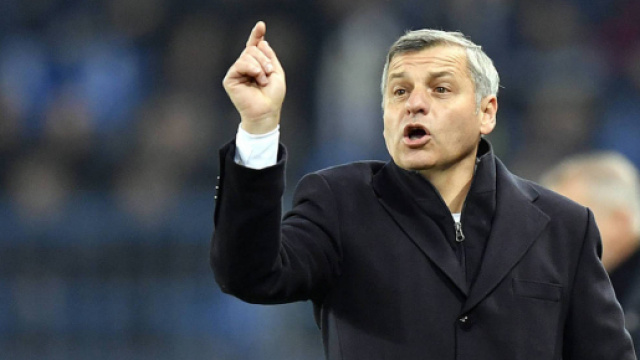 l'OL a mal entam&eacute; son d&eacute;but de championnat, et vient de se faire moquer par l'OM