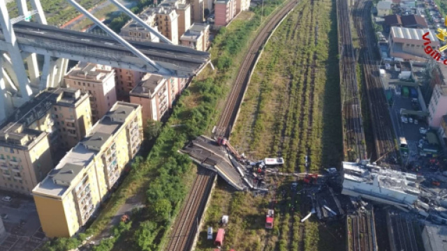 Ponte Morandi: indagata anche la societ&agrave; Autostrade