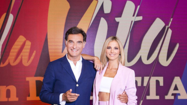 Tiberio Timperi e Francesca Fialdini a La Vita in Diretta.
