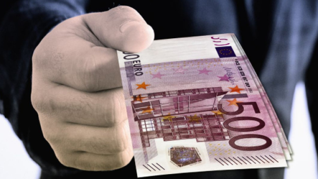 A Lecce 46 arresti per corruzione: tutti i nomi dei coinvolti nel giro di voti elettorali in cambio di una casa.