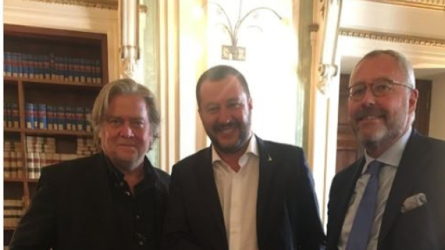 Matteo Salvini all'incontro con Steve Bannon