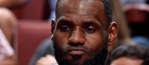 LeBron James injury return update [Image by mundo-de-basket / Instagram]