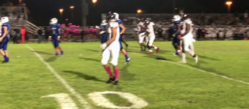 The Nebraska football team could be landing a big lineman [Image via Andrew Ivins/YouTube]