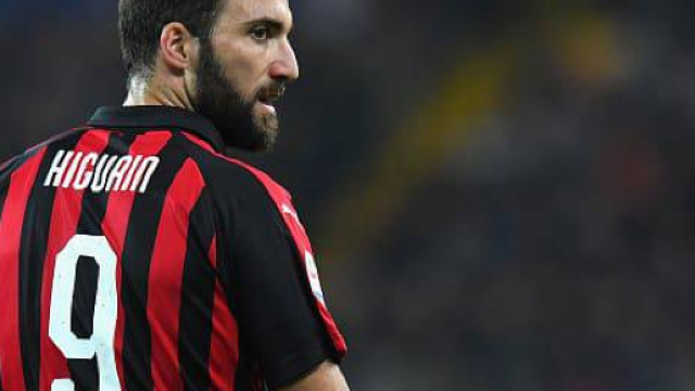 Higuain sempre pi&ugrave; vicino al Chelsea, la Juve potrebbe decidere il suo futuro