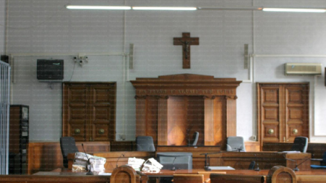 La Corte d'Appello di Salerno ha condannato il ministero della Giustizia a risarcire un boss della 'ndrangheta.