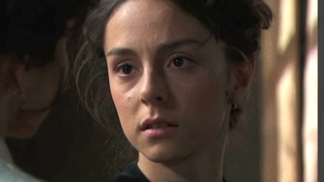 Spoiler Una Vita: Olga ha ucciso il patrigno dopo i ripetuti abusi