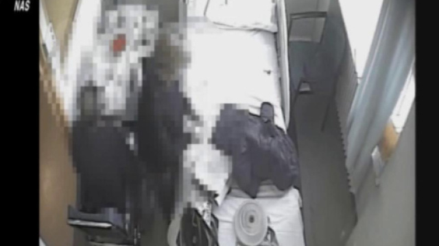 Telecamere installate dai carabinieri in ospedale, hanno permesso di scoprire la moglie che avvelenava il marito.