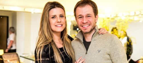 Tiago Leifert &eacute; casado com Daiana Garbin desde 2012. (Foto Reprodu&ccedil;&atilde;o)