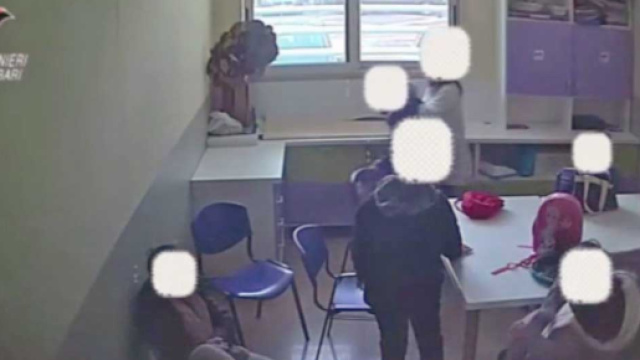 Bari, bimbi autistici e disabili maltrattati in un istituto di riabilitazione, 4 educatrici arrestati