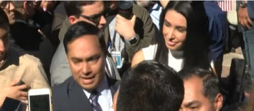 Juli&aacute;n Castro announces bid for President in 2020. [Image source/kxan ouTube video]