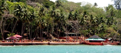 Ross Island, one of many abandoned islands in the world. [Image Biswarup Ganguly/Wikimedia]