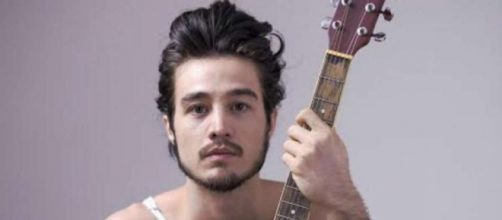 Tiago Iorc, parou de compor e cantar no auge da fama. (Reprodu&ccedil;&atilde;o/IG)