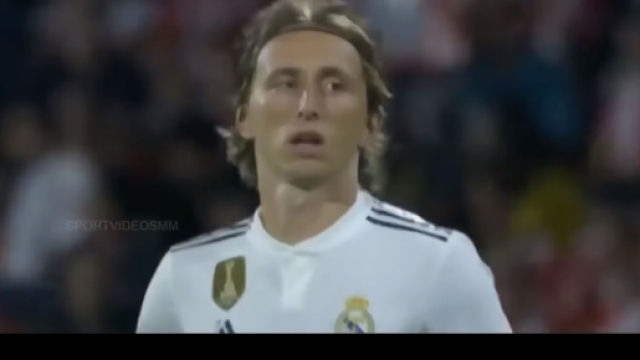 Modric con la maglia del Real.