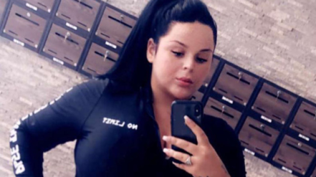 Sarah Fraisou, les fans choqu&eacute;s par la ressemblance avec sa m&egrave;re