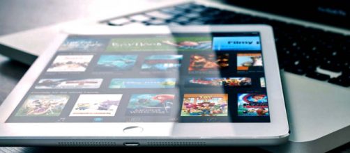 Four excellent series are returning to Netflix while one brand-new one is set to stream. [Image Pexels]