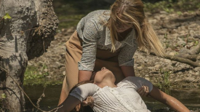 Anticipazioni Il Segreto: Antolina tenta di uccidere Elsa