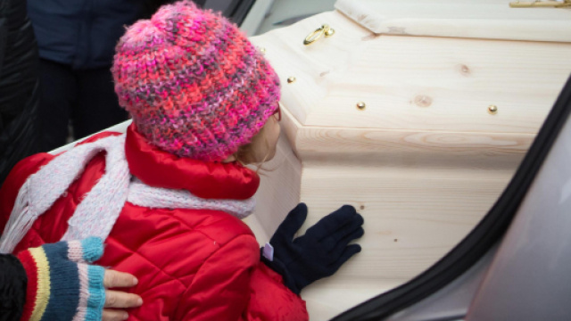 Napoli, Beatrice Pia muore a 3 anni: lutto.