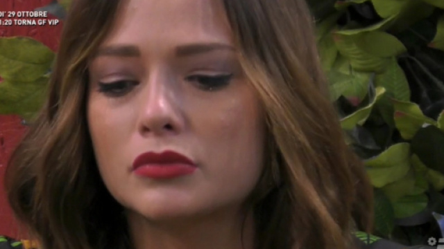 Silvia Provvedi torna a parlare di Corona: 'Con Fabrizio stavo bene'.