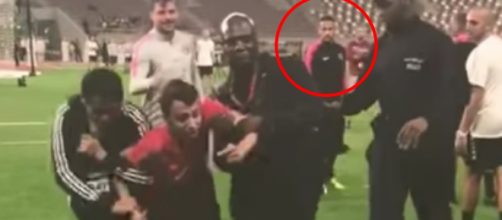 Neymar impediu a&ccedil;&atilde;o dos seguran&ccedil;as para ajudar jovem. (Foto/Reprodu&ccedil;&atilde;o)