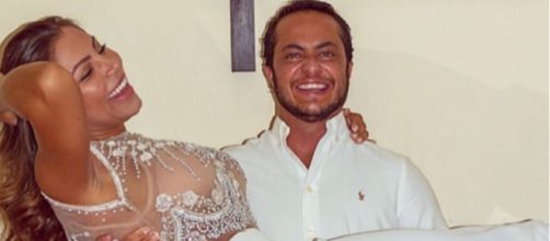 Casal j&aacute; havia realizado uma cerim&ocirc;nia em Las Vegas. (Foto Reprodu&ccedil;&atilde;o / Instagram)