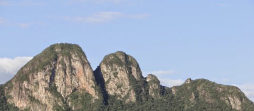 V&iacute;tima atirou-se de morro para fugir do man&iacute;aco. Arquivo - Blasting News