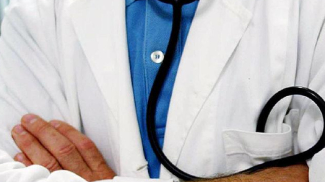 Abusi su pazienti, arrestato cardiologo a Pesaro