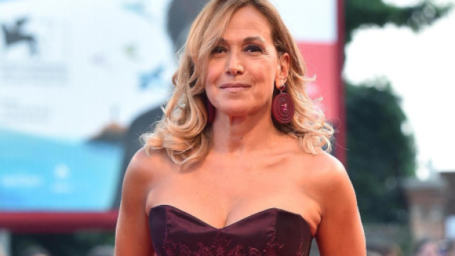 Barbara D'Urso rivela: "mi manca un uomo"