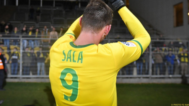 Emiliano Sala remerciant les supporters nantais