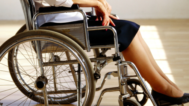 Invalidi s posebno kartico do &scaron;tevilnih ugodnosti doma in na tujem - maribor24.si