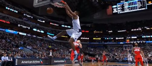 The Dallas Mavericks may want to look at some options concerning the young point-guard Dennis Smith Jr.. [Image source: NBA/YouTube]