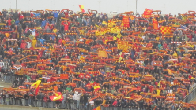 File:Lecce Curva Nord Stadio Via del ... - wikipedia.org