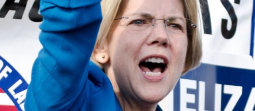 A campaign rally for Elizabeth Warren in Auburn, Massachusetts. - [Tim Pierce / Flickr]