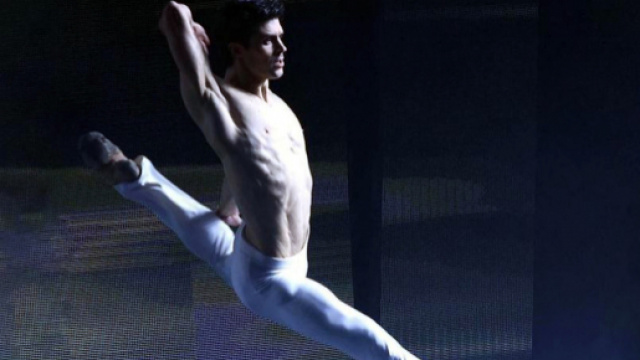 Roberto Bolle, 'Danza con me' fa pienone di ascolti
