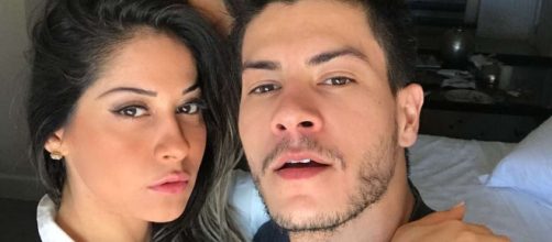 Mayra Cardi e Arthur Aguiar foram assaltados (Reprodu&ccedil;&atilde;o Instagram Arthur Aguiar)