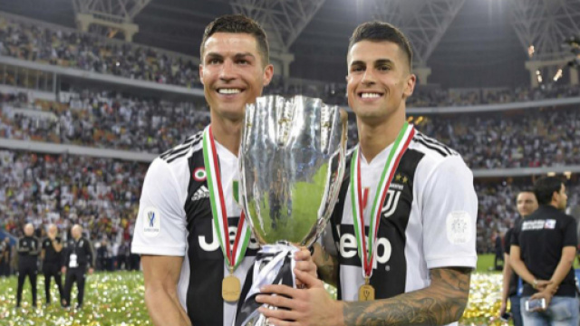 Cristiano Ronaldo e Joao Cancelo (sito: Juventus.com)
