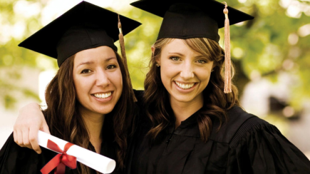 Il riscatto degli anni di laurea: l'assegno pensionistico non cresce