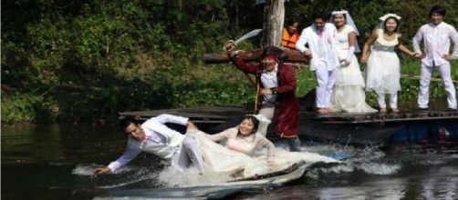 Casamentos extravagantes, que fugiram do tradicional. (Foto/Reprodu&ccedil;&atilde;o via The Magazine Lite).