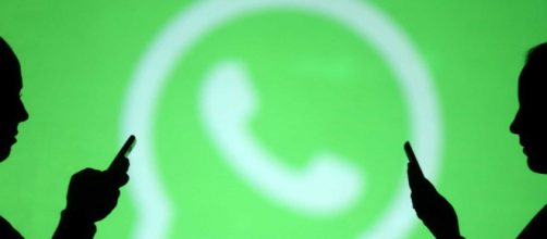 WhatsApp limita reenvios de mensagens a 5 destinat&aacute;rios (Blastingnews)