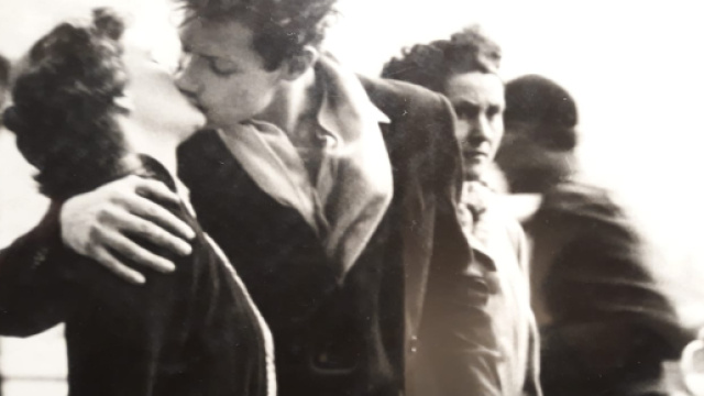 Il bacio di Robert Doisneau, alla Galleria San Giovanni