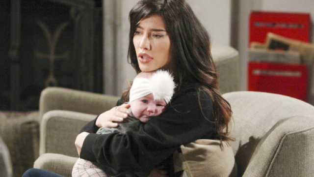 Beautiful, anticipazioni americane: Steffy adotter&agrave; una bambina