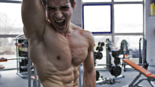 Pas besoin d'&ecirc;tre aussi muscu&eacute; que Tibo inshape sur le forum ... - jeuxvideo.com