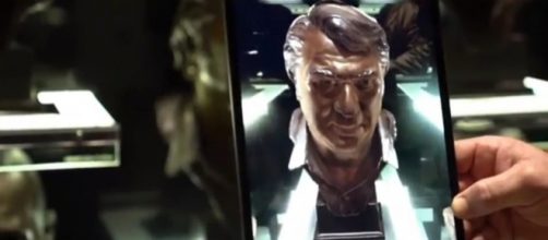 AR tech animates John Madden's Hall of Fame bust to talk football at Super Bowl Experience. Image credit - Chad Goebert / YouTube