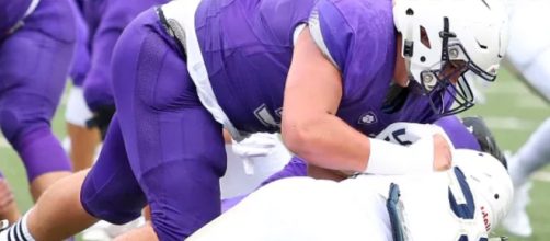 The Nebraska football team is looking for an elite tackle [Image via Rivals Football and Hoops Recruiting/YouTube]