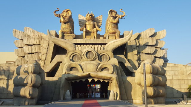Casting a Cinecitt&agrave; World e per la web serie 'Casa Surace'